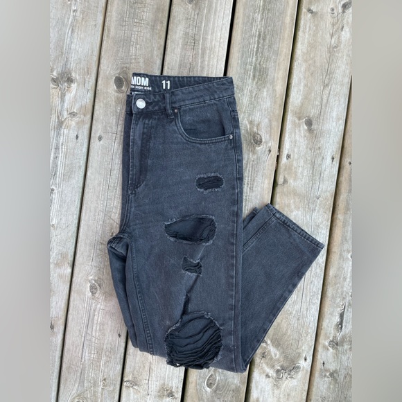 Black Denim Mom Jeans - Picture 2 of 2